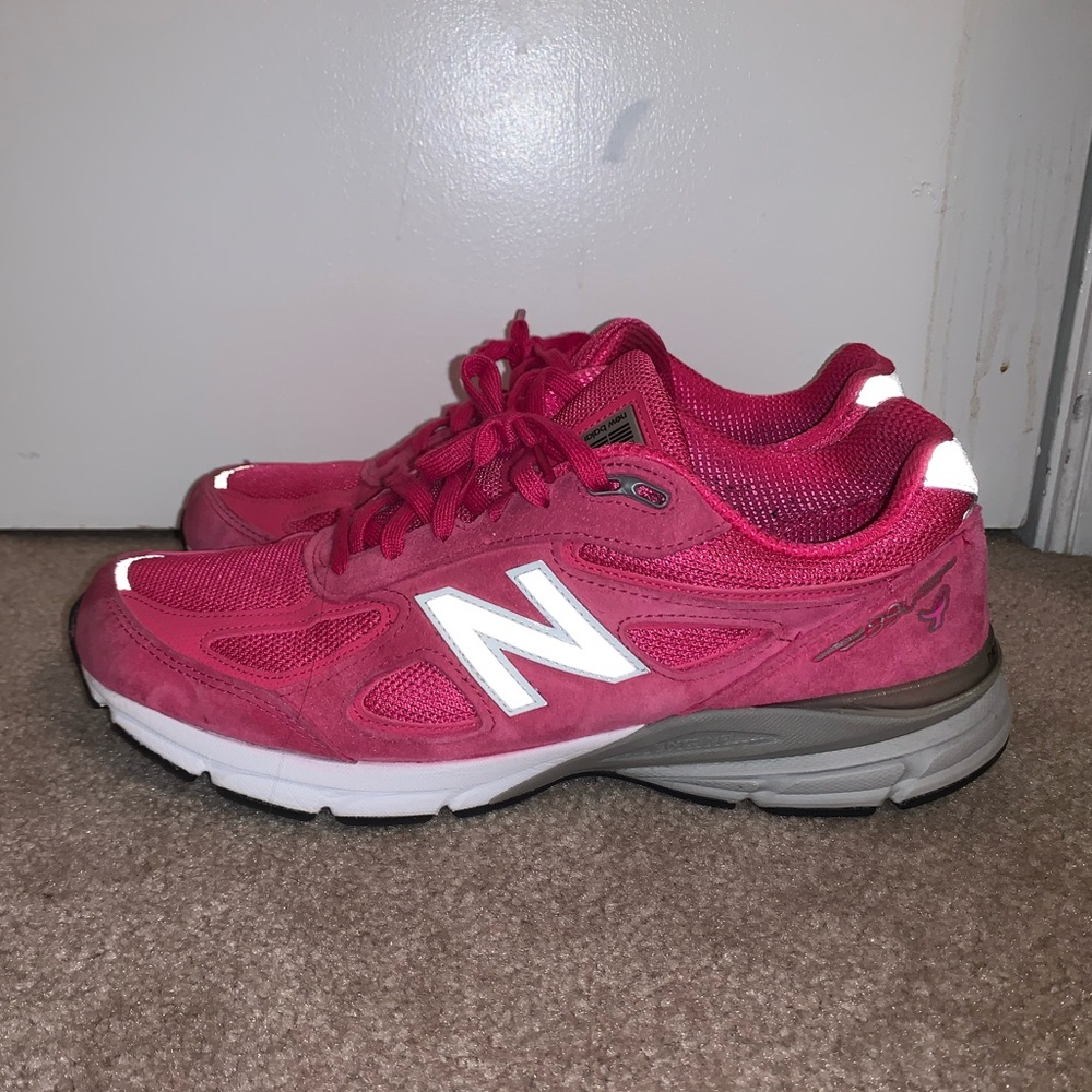 WORN ONCE MENS NB 990